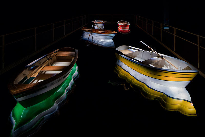 Port of Reflections 2014 Installation view: Leandro Erlich: Seeing and Believing Mori Art Museum, Tokyo, 2017 Photo: Hasegawa Kenta Courtesy: Art Front Gallery and Galleria Continua