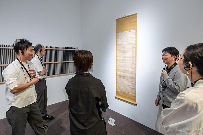 Shiraki Eise, Mori Art Museum’s Learning curator providing a tour of the exhibition.