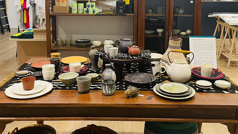 Special Sales of Ceramics by Eight Potters with Roots in Tokoname